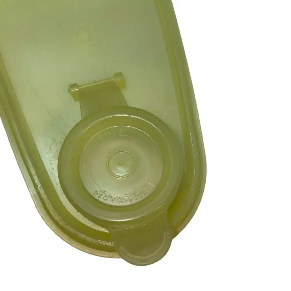 Tupperware 2 Qt Beverage Buddy Pitcher Lid Handle 587 510 Yellow Vintage